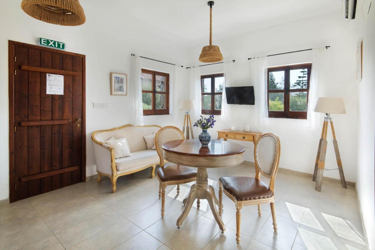 Meleni Cottage Houses Parekklisia エクステリア 写真