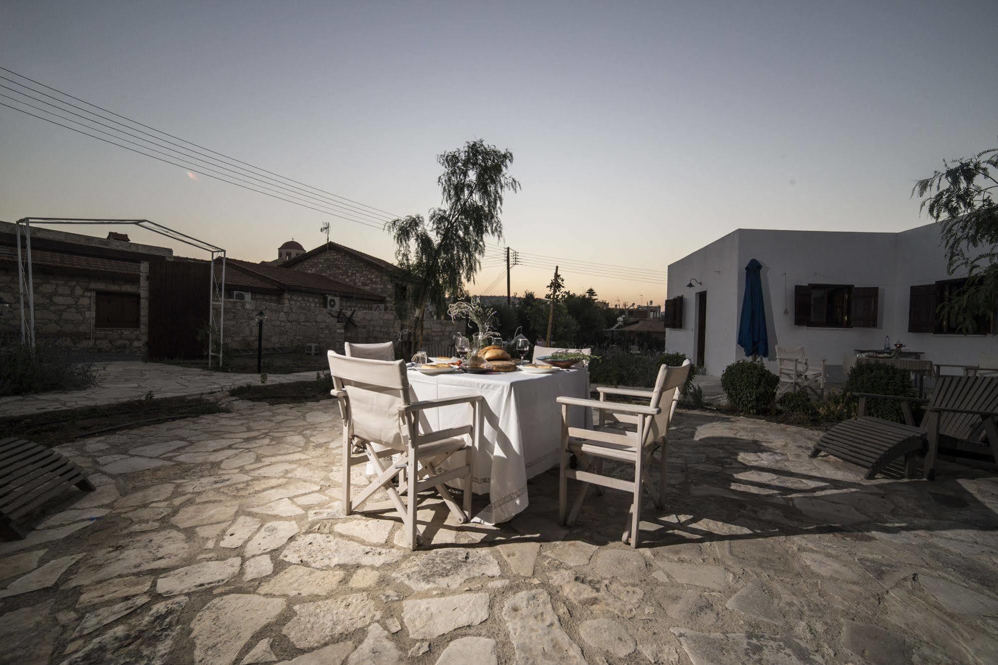 Meleni Cottage Houses Parekklisia エクステリア 写真